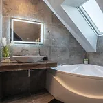 Dream Z Sauna I Jacuzzi Villa *